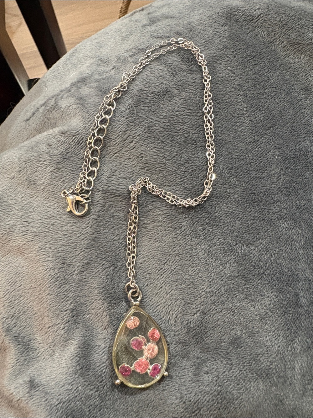 9-Teardrop Pendant‎ Necklace with Pink Gem Accents - Silver Tone